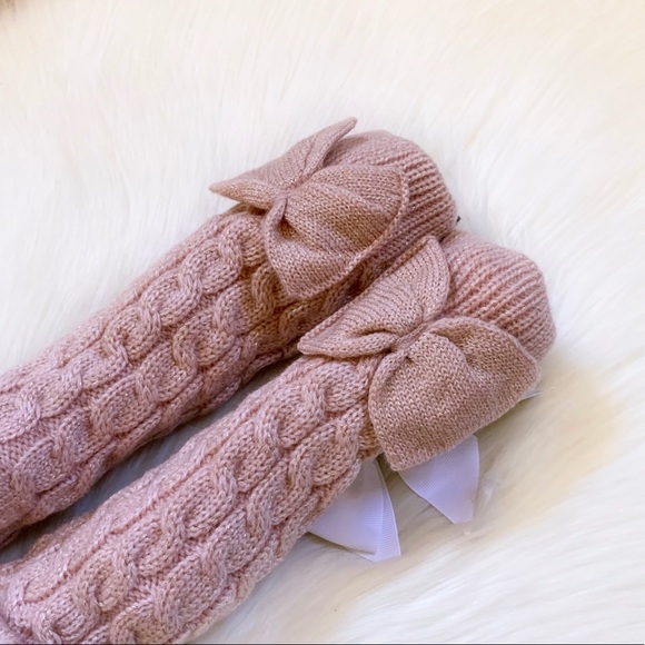 UGG Glittering Fleece Lined Cozy Socks With Bows - Picture 2 of 6